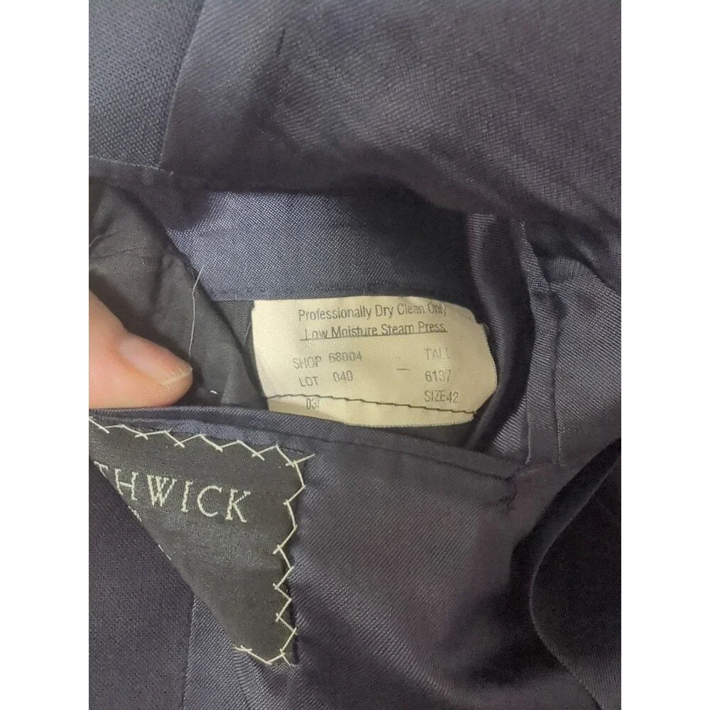 VTG Southwick Sz 42 Blazer Sport Coat Black Gold Buttons Preppy Old Money Office